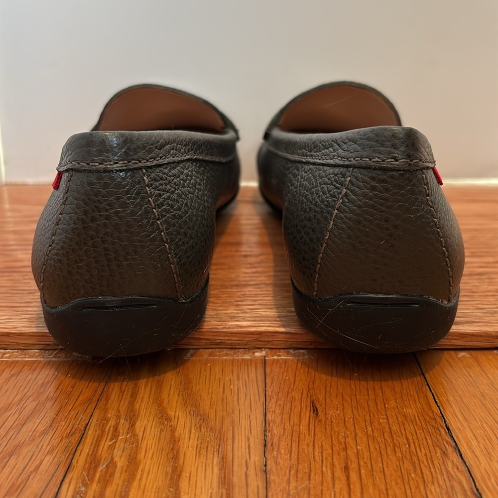 MJNY by Marc Joseph Beverely Road pebbled leather loafers in green / gray - Picture 6 of 15